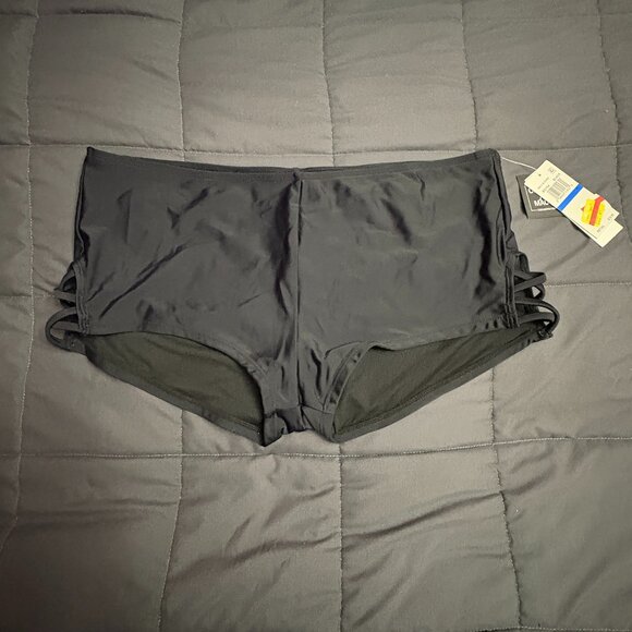 Salt + Cove Juniors' Strappy-Side Swim Boyshorts - Size: XL - NWT - Picture 4 of 11